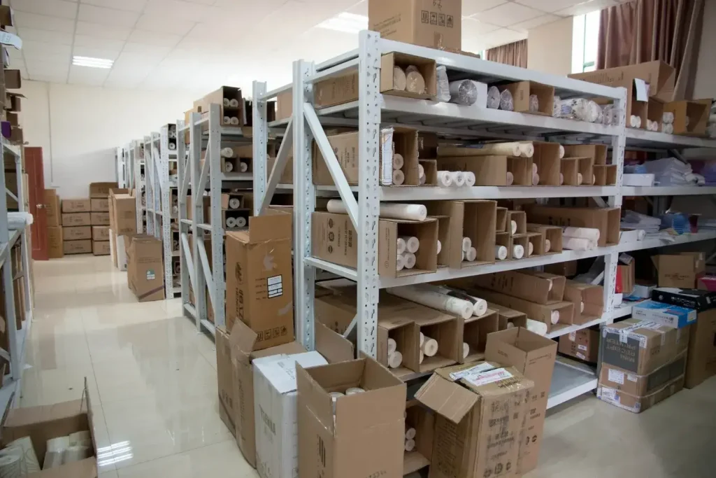 Cómo organizar un almacén desde cero para negocios medianos