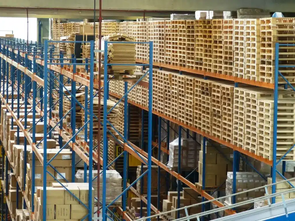 Cuál es la mejor distribución para un almacén