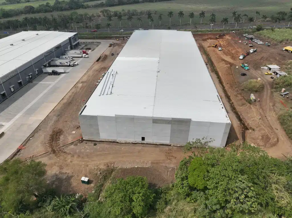 Qué considerar antes de construir una bodega desde cero
